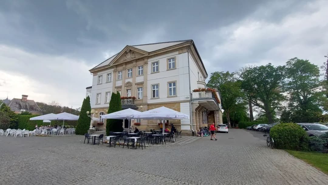 Pałac w Brunowie: Odkryj jego fascynującą historię i architekturę