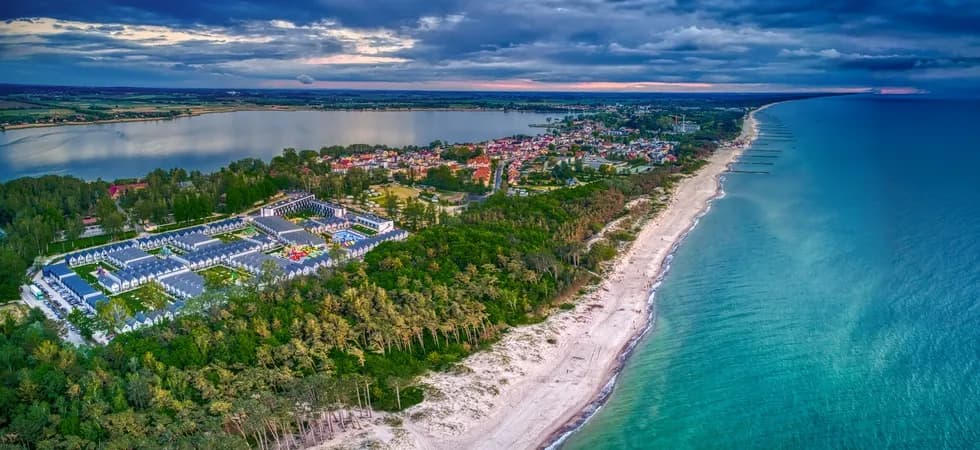 Ile km do Mielna? Sprawdź, jak daleko jest z Twojego miasta