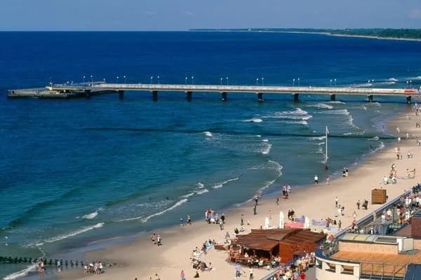 Plaża wschodnia czy zachodnia w Kołobrzegu - która jest lepsza?