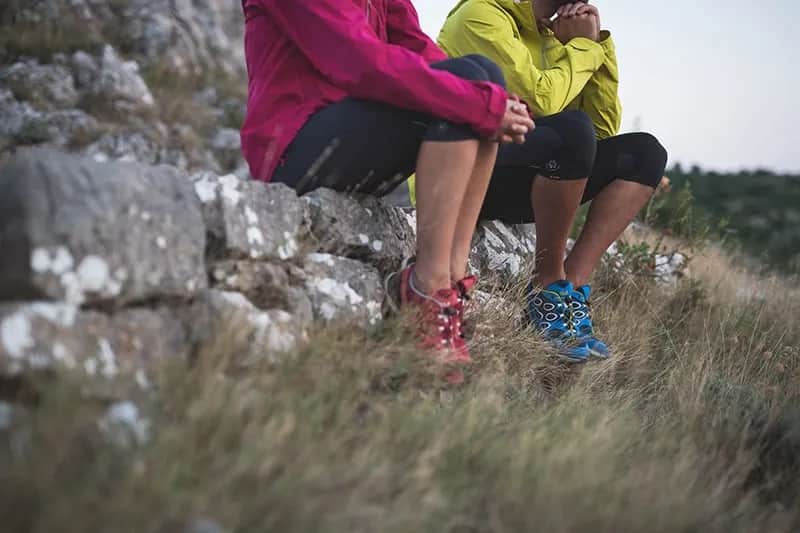 Jakie spodnie w góry wybrać, aby uniknąć nieprzyjemności podczas wędrówki?