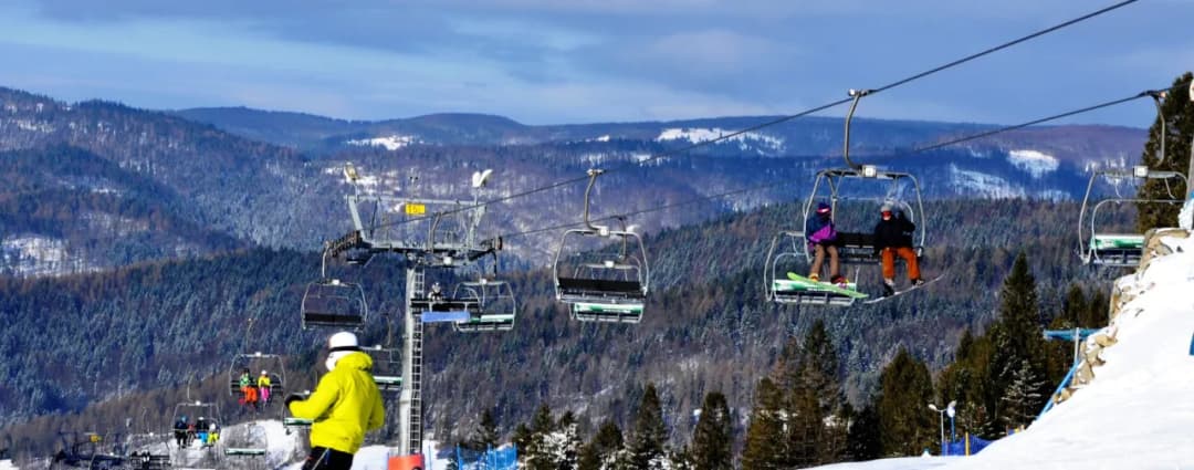 Gdzie w góry na narty? Najlepsze ośrodki narciarskie w Polsce