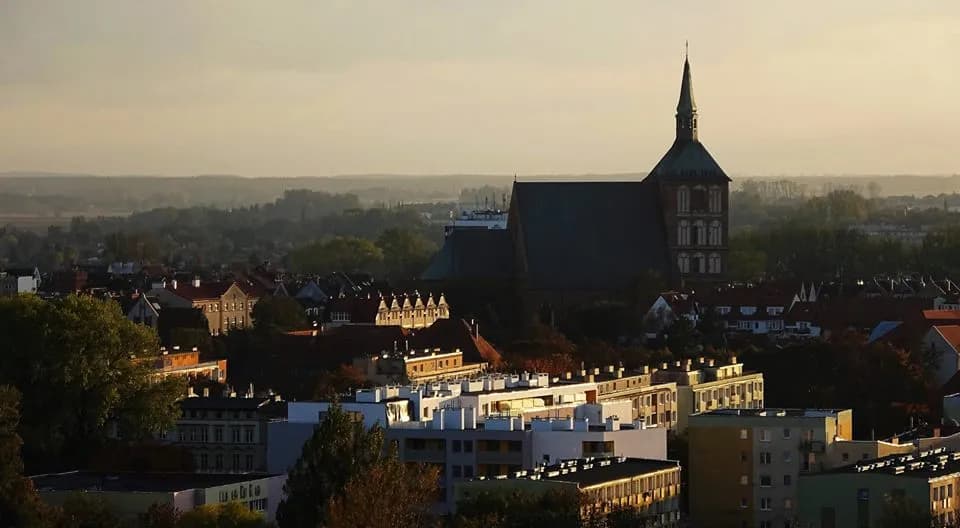 Kołobrzeg ile mieszkańców – zaskakujące dane o populacji miasta