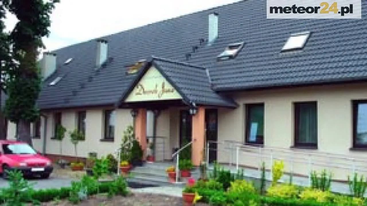 Dworek Jana w Bierdzanach - historia, atrakcje i praktyczne informacje