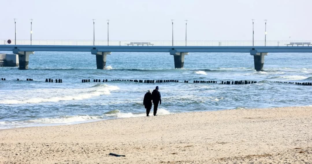 Ile kosztuje wejście na molo w Kołobrzegu? Zaskakujące ceny biletów