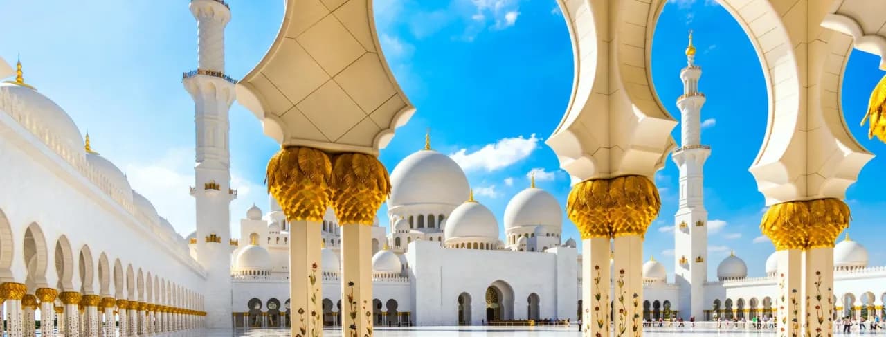 Najlepsze atrakcje Abu Zabi, które musisz zobaczyć podczas wizyty